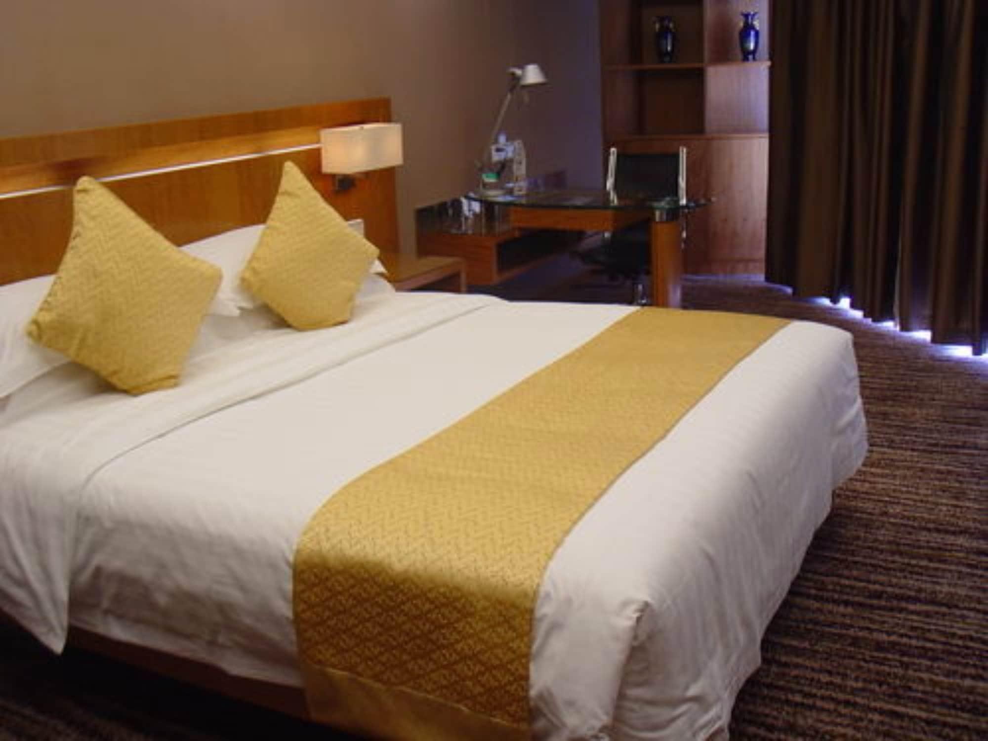 Qingdao Kuaitong International Hotel מראה חיצוני תמונה