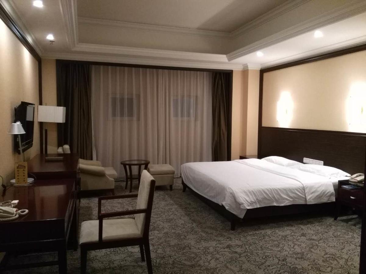 Qingdao Kuaitong International Hotel מראה חיצוני תמונה