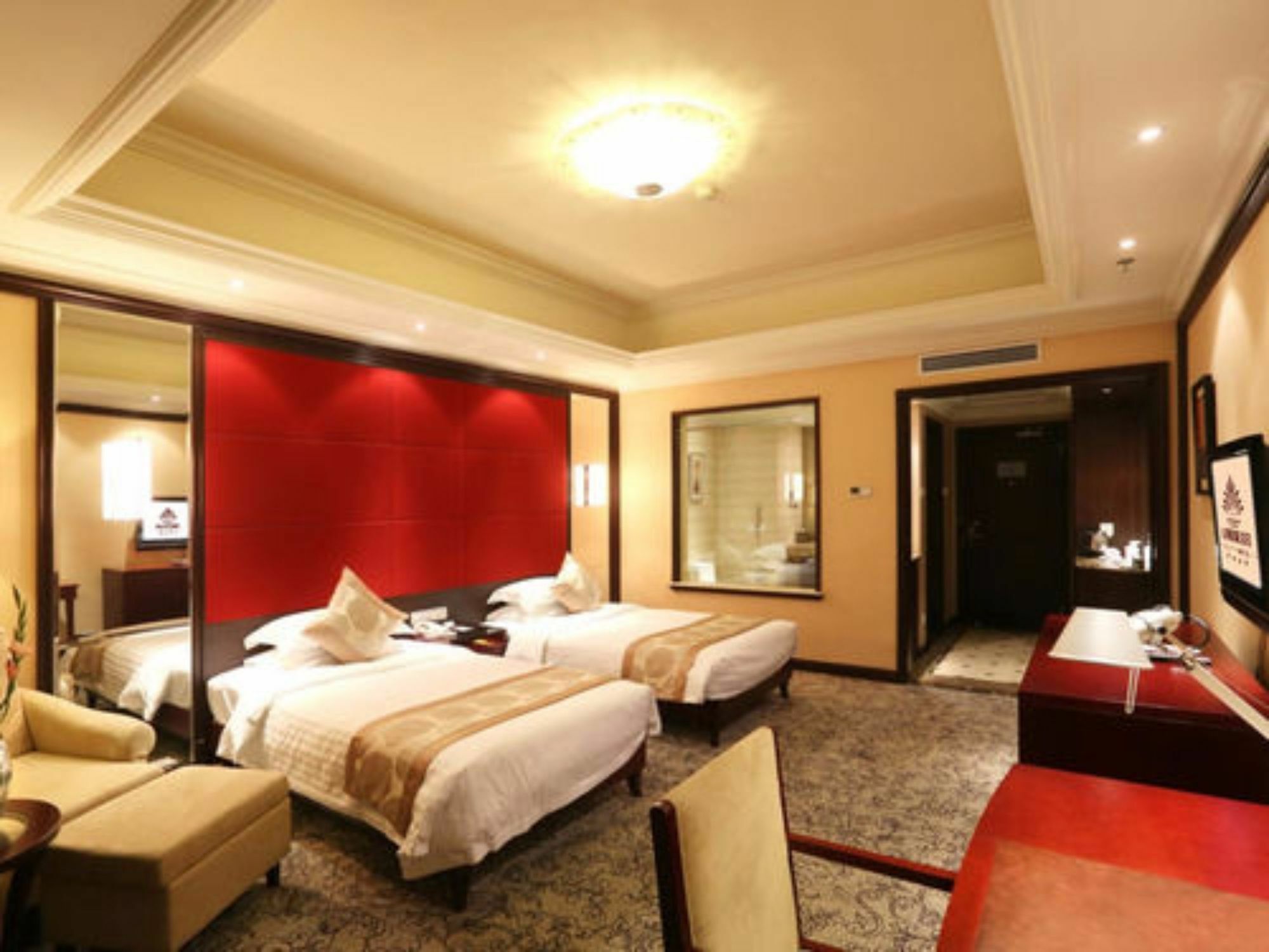Qingdao Kuaitong International Hotel מראה חיצוני תמונה
